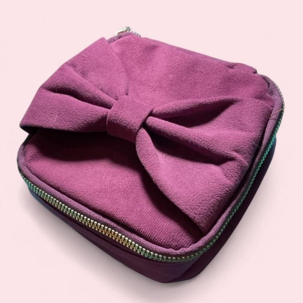Jessica Simpson Suede Travel Jewelry Organizer